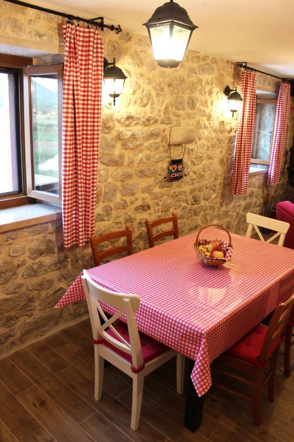 Stone Cottage Aria Velika Čista エクステリア 写真
