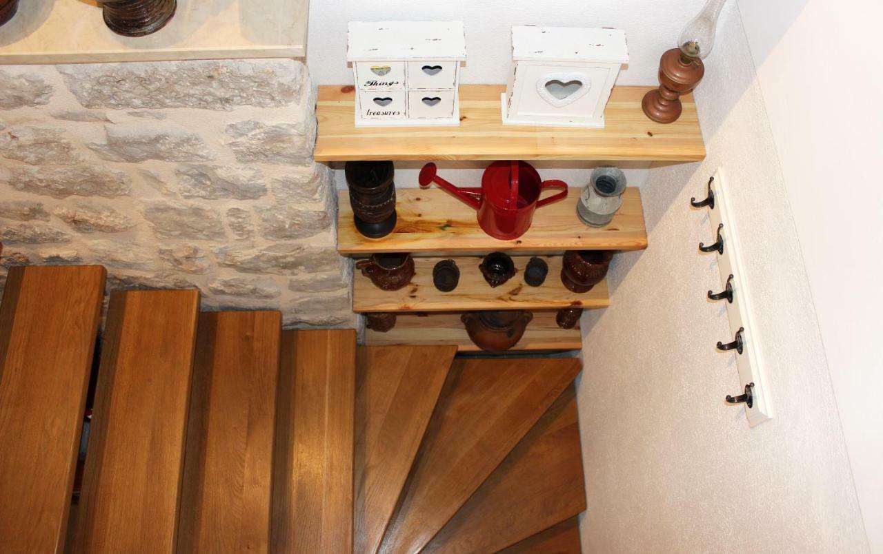 Stone Cottage Aria Velika Čista エクステリア 写真