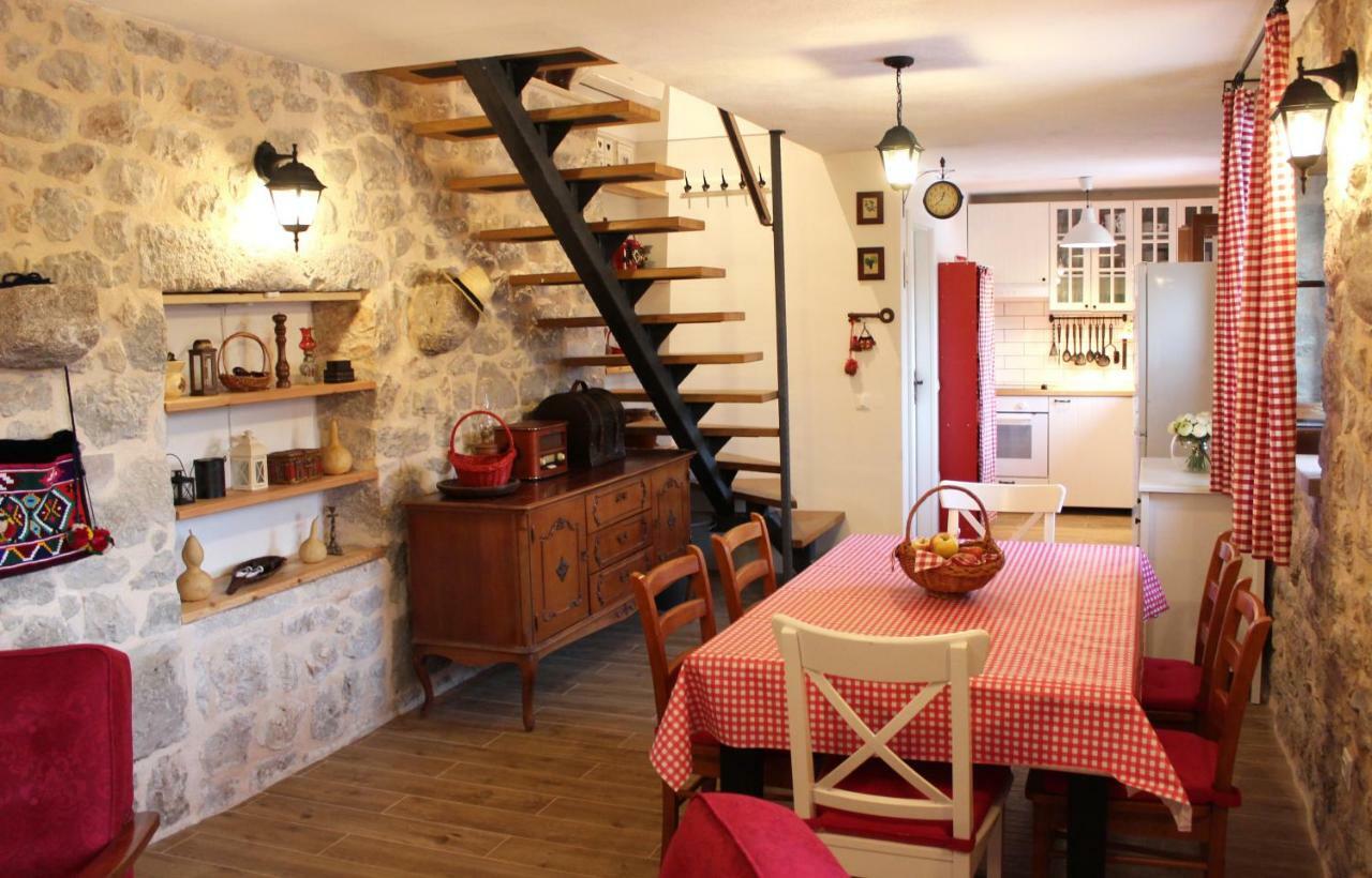Stone Cottage Aria Velika Čista エクステリア 写真