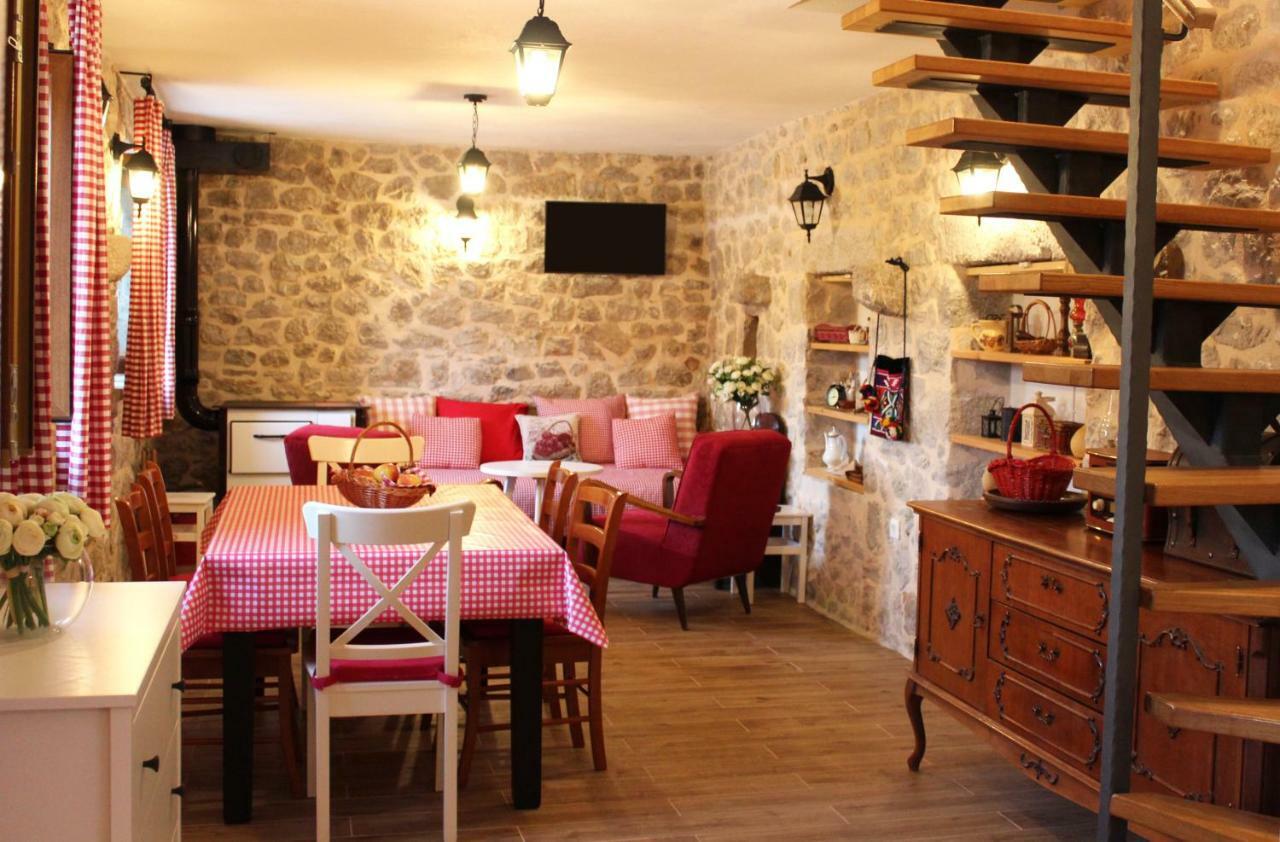 Stone Cottage Aria Velika Čista エクステリア 写真