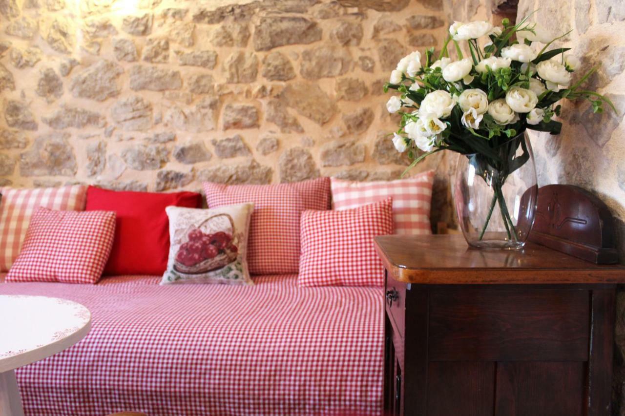 Stone Cottage Aria Velika Čista エクステリア 写真