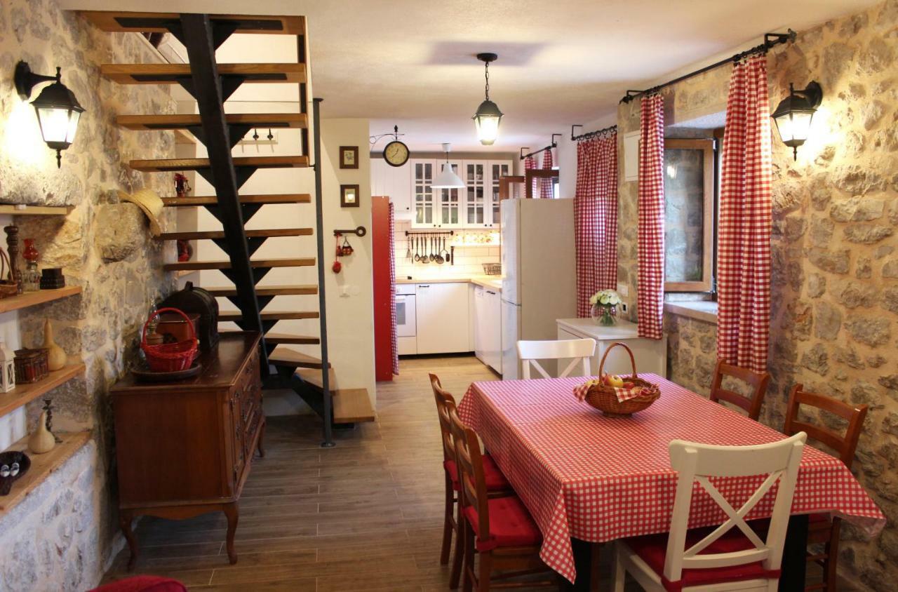 Stone Cottage Aria Velika Čista エクステリア 写真
